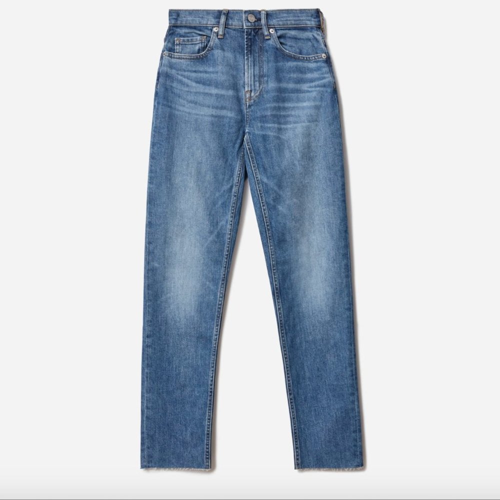 Everlane Curvy Cheeky Straight Jean